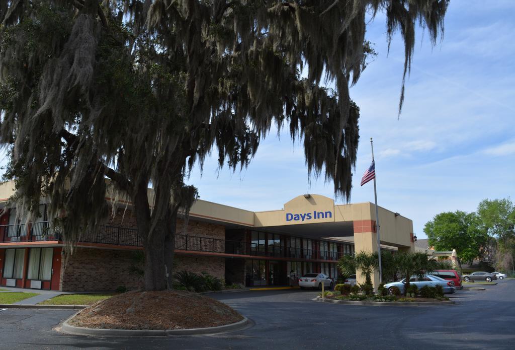 Days Inn By Wyndham Port Royal/Near Parris Island Exterior photo